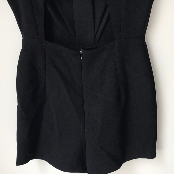 Olive + Oak Romper - Picture 4 of 9